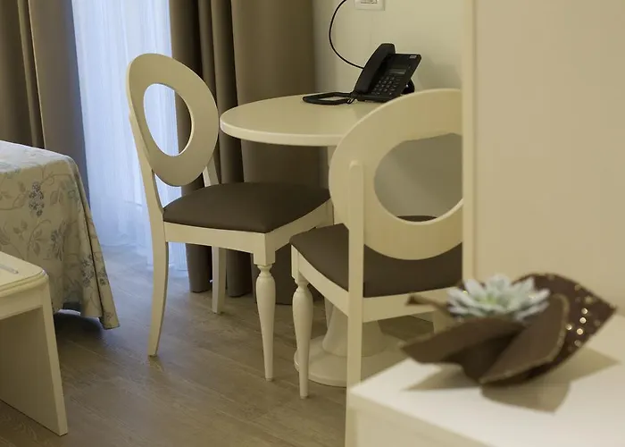 钻石酒店 内格拉尔